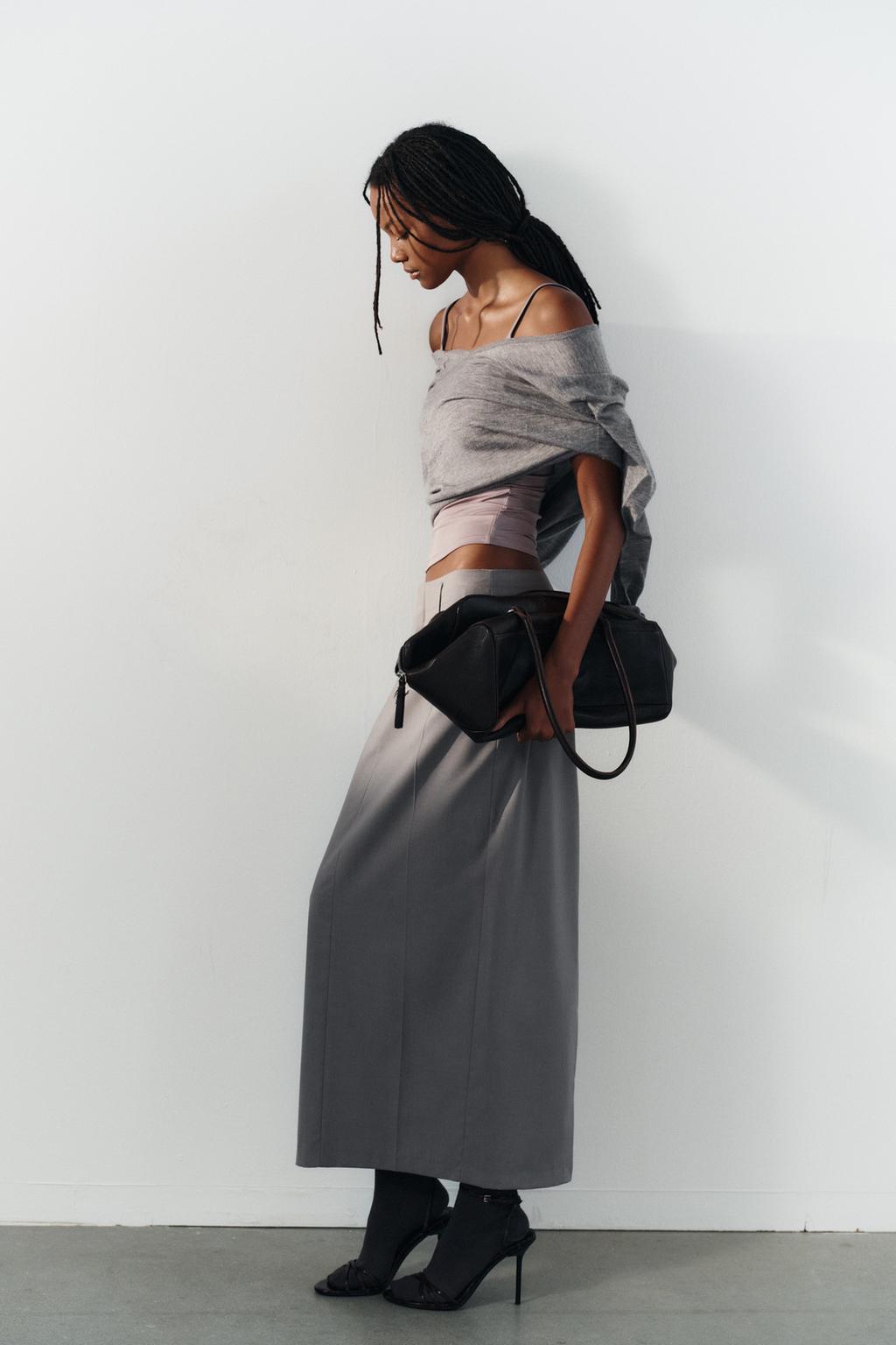 MIDI SKIRT WITH BELT LOOPS
