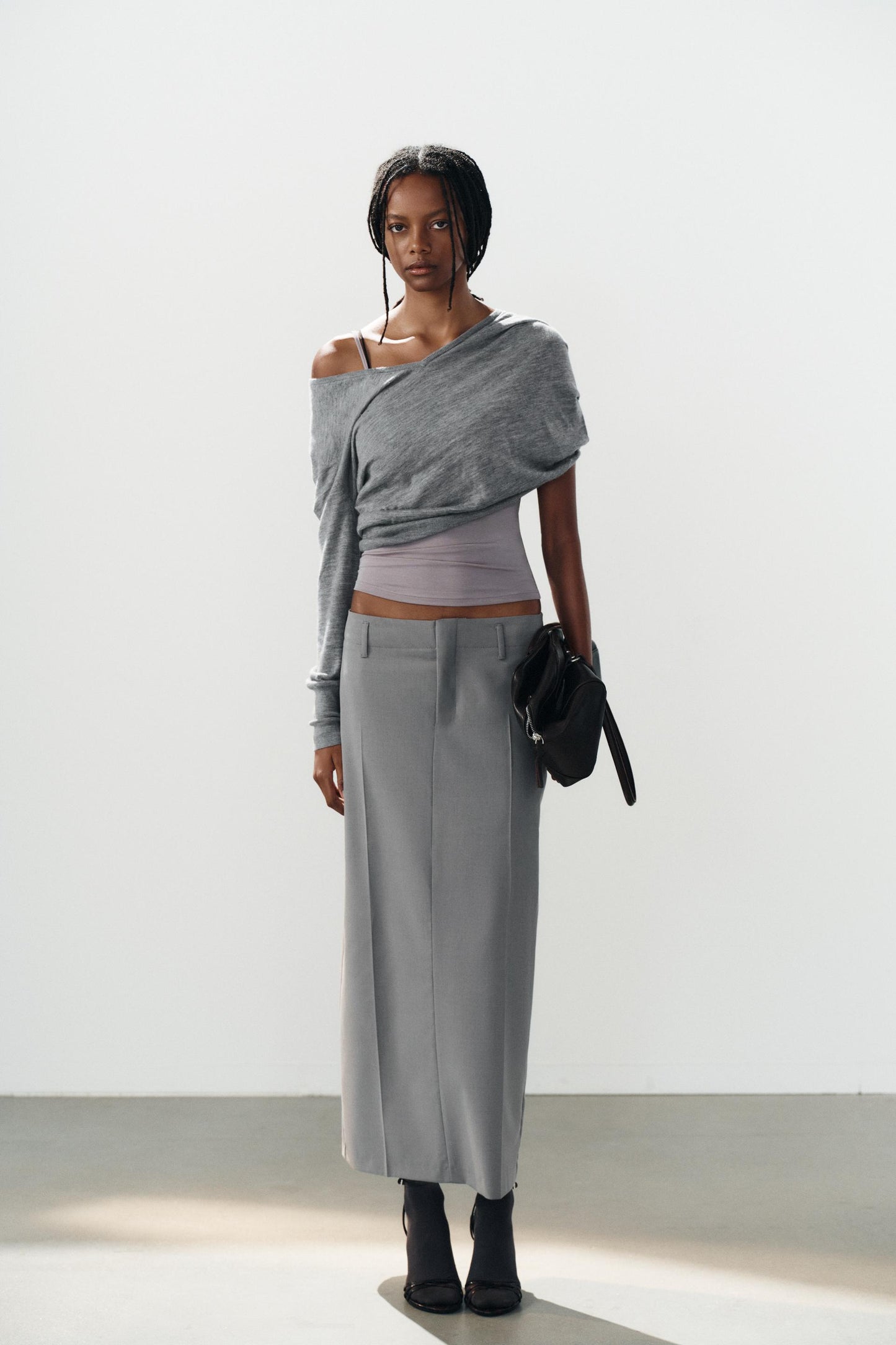 MIDI SKIRT WITH BELT LOOPS