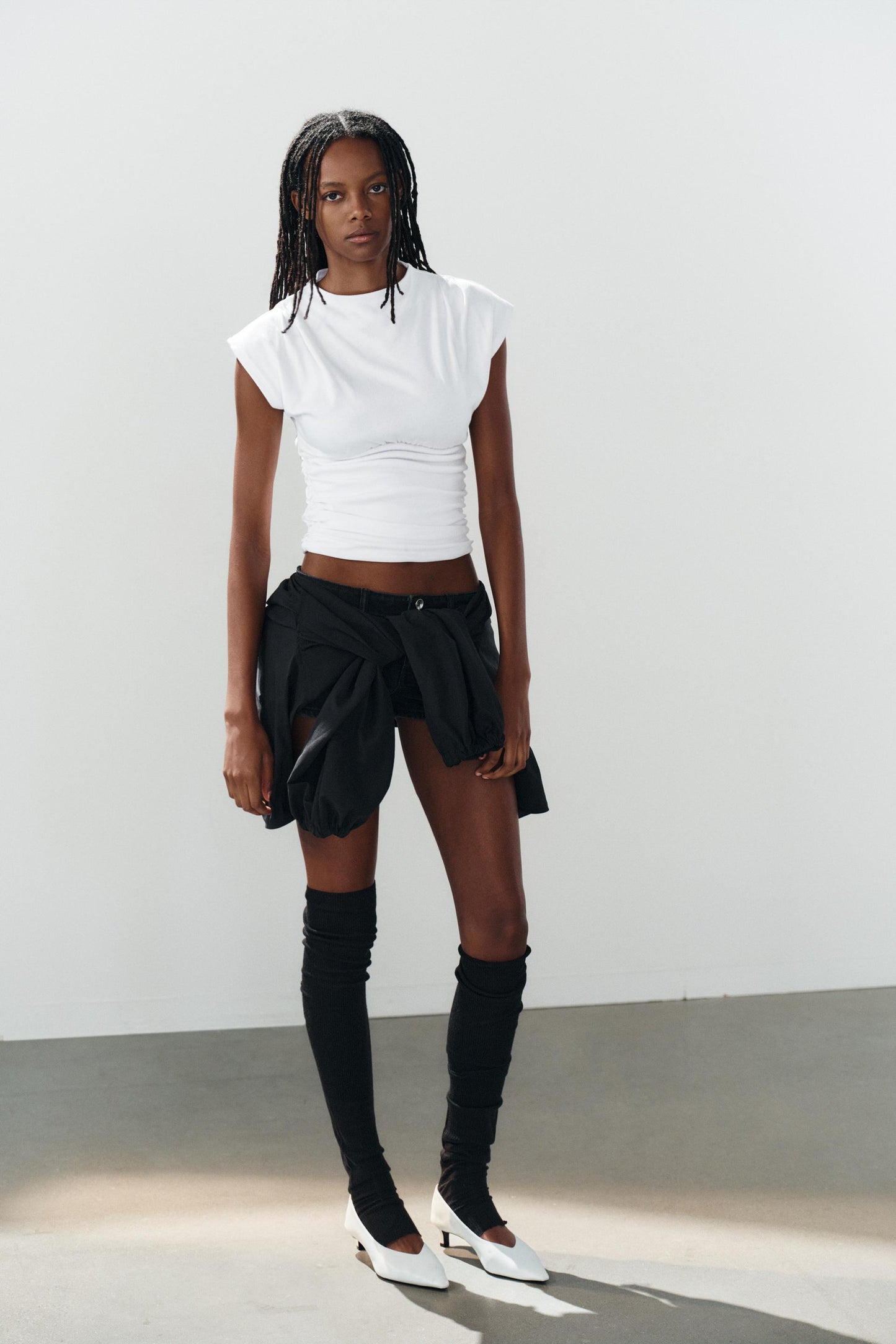 GATHERED SASH TOP